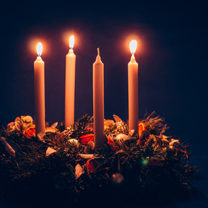 Obred paljenja treće svijeće na adventskom vijencu